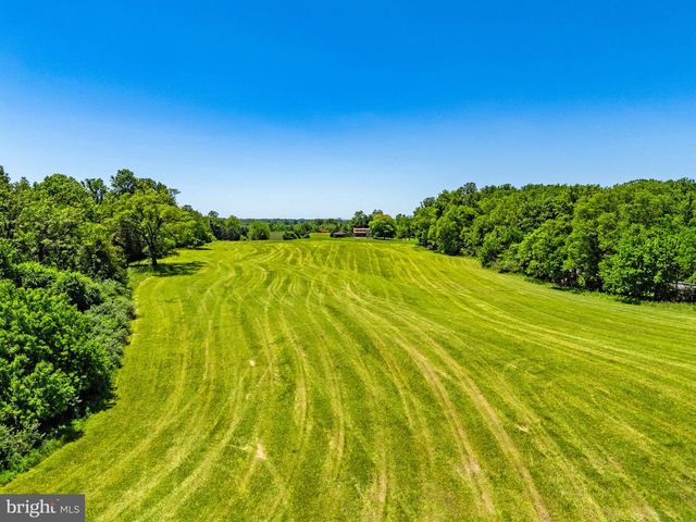 16318 CANAL RD, Sharpsburg, MD 21782