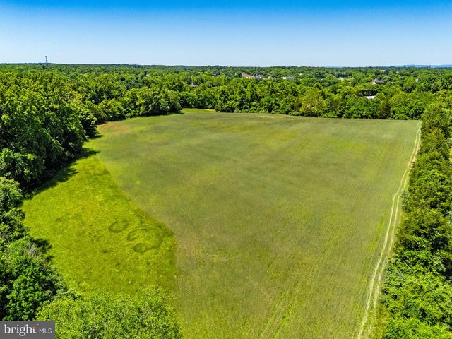 16318 CANAL RD, Sharpsburg, MD 21782