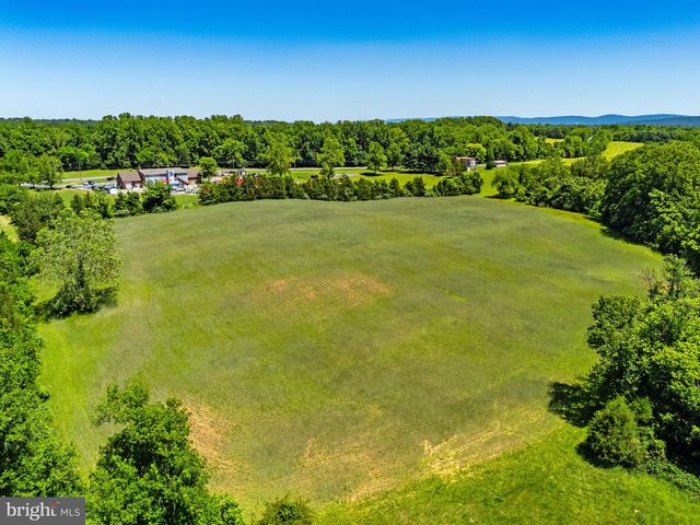 16318 CANAL RD, Sharpsburg, MD 21782