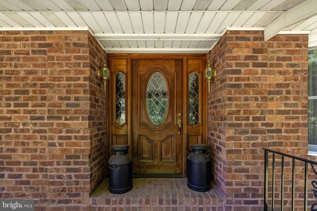 16318 CANAL RD, Sharpsburg, MD 21782