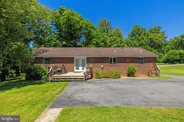16318 CANAL RD, Sharpsburg, MD 21782