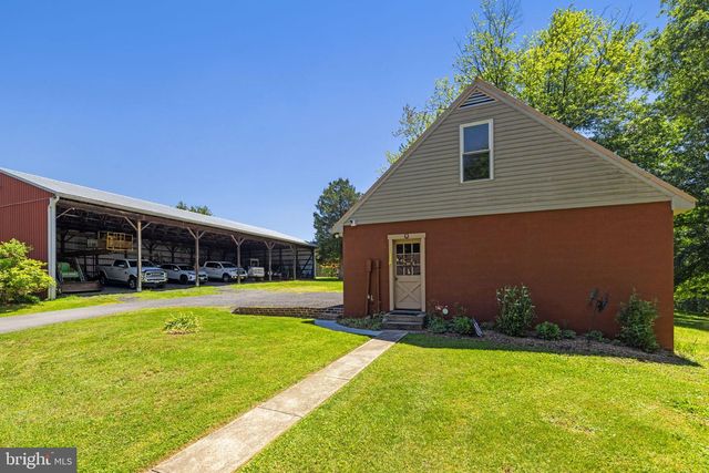 16318 CANAL RD, Sharpsburg, MD 21782