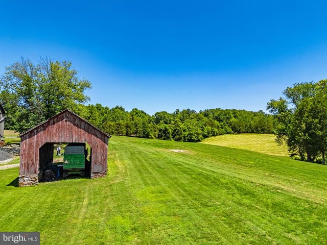16318 CANAL RD, Sharpsburg, MD 21782