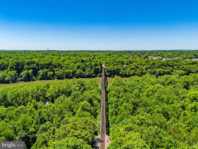 16318 CANAL RD, Sharpsburg, MD 21782