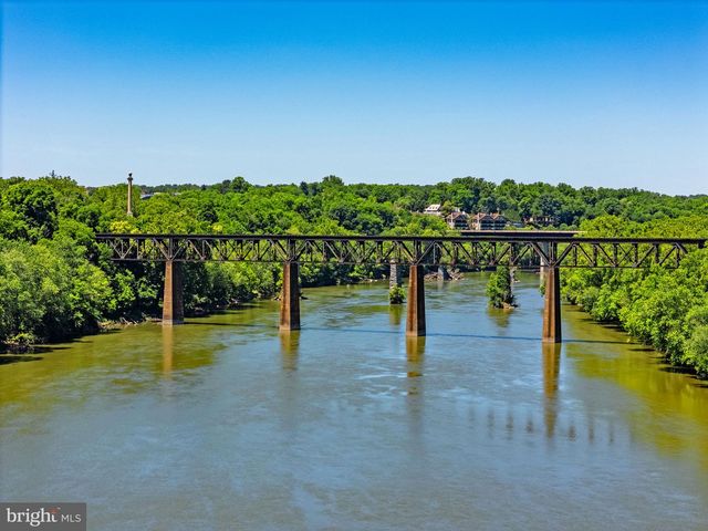 16318 CANAL RD, Sharpsburg, MD 21782