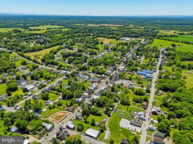 16318 CANAL RD, Sharpsburg, MD 21782