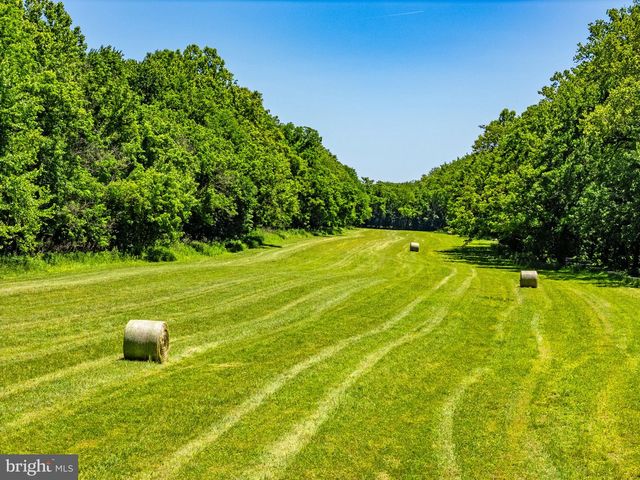 16318 CANAL RD, Sharpsburg, MD 21782