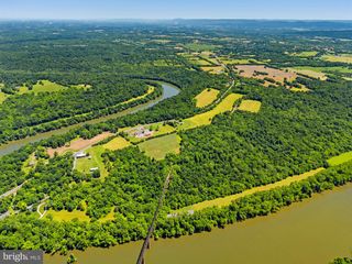 16318 CANAL RD, Sharpsburg, MD 21782