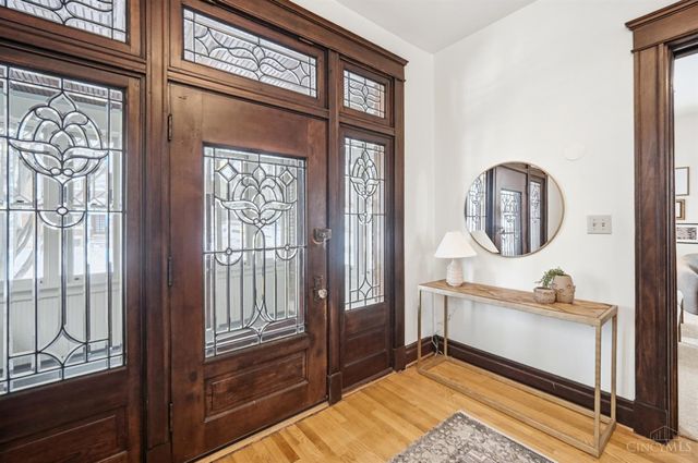 567 Howell Avenue, Cincinnati, OH 45220