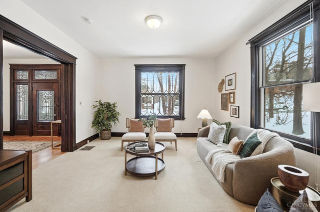 567 Howell Avenue, Cincinnati, OH 45220