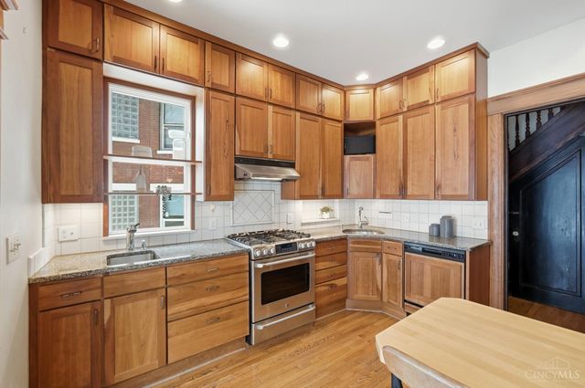 567 Howell Avenue, Cincinnati, OH 45220