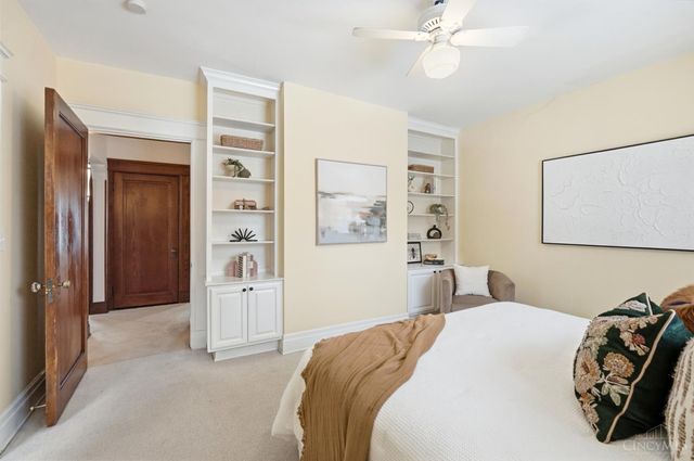 567 Howell Avenue, Cincinnati, OH 45220