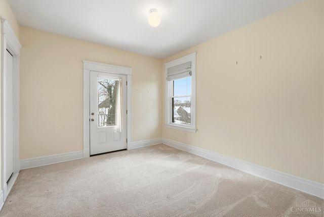 567 Howell Avenue, Cincinnati, OH 45220