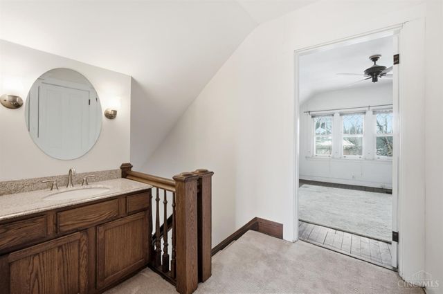 567 Howell Avenue, Cincinnati, OH 45220