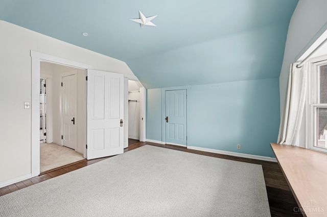 567 Howell Avenue, Cincinnati, OH 45220