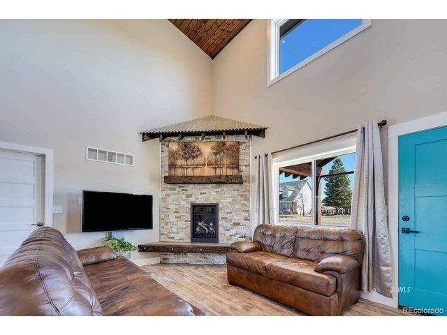 102 Yucca Ln, Westcliffe, CO 81252