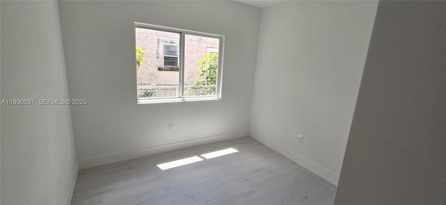 6821 NW 6th Ct 0, Miami, FL 33150