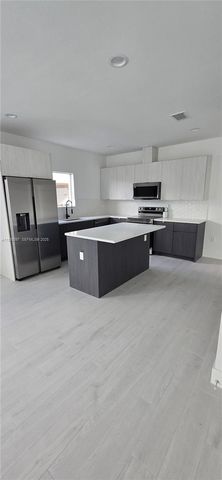 6821 NW 6th Ct 0, Miami, FL 33150