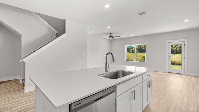 1220 E Cross St, Pensacola, FL 32503