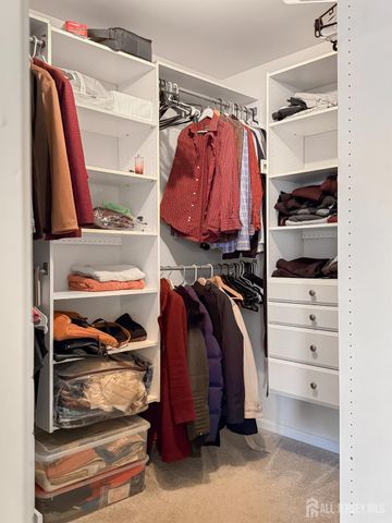 22 Ginger Drive, Edison, NJ 08837