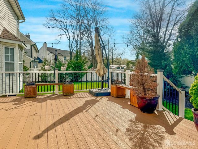 22 Ginger Drive, Edison, NJ 08837