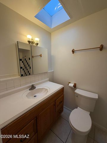 8175 E 20th Street, Tucson, AZ 85710