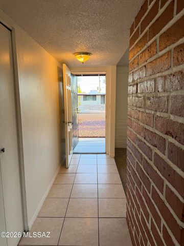 8175 E 20th Street, Tucson, AZ 85710