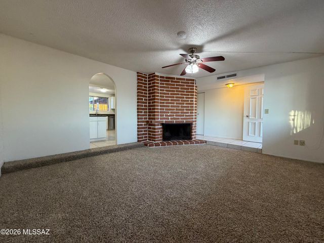 8175 E 20th Street, Tucson, AZ 85710