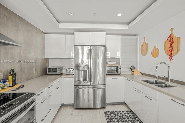 5055 Collins Ave 11C, Miami Beach, FL 33140