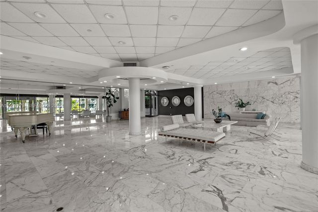 5055 Collins Ave 11C, Miami Beach, FL 33140