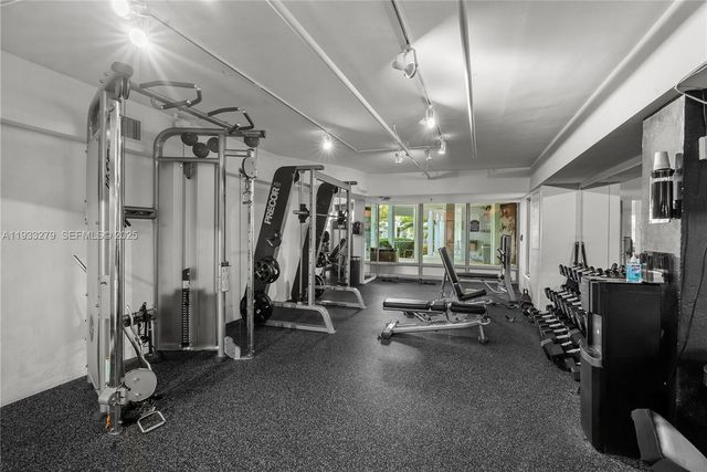 5055 Collins Ave 11C, Miami Beach, FL 33140