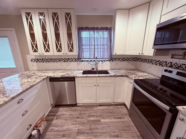 310 Blackjack, Winnsboro, TX 75494