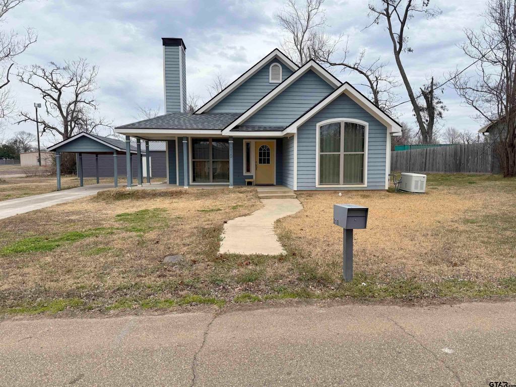 310 Blackjack, Winnsboro, TX 75494