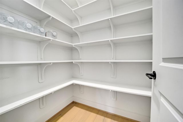 2206 Lou Ellen Lane C, Houston, TX 77018