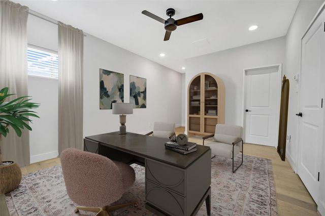 2206 Lou Ellen Lane C, Houston, TX 77018