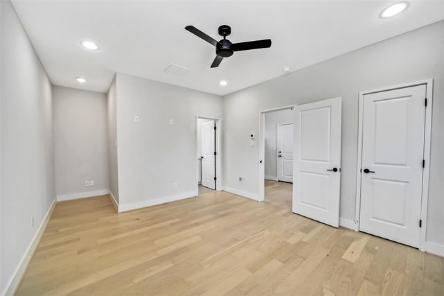 2206 Lou Ellen Lane C, Houston, TX 77018