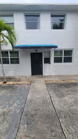 1335 SW 8th St 3, Miami, FL 33135