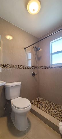 1335 SW 8th St 3, Miami, FL 33135