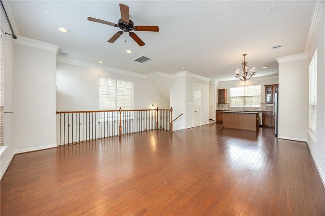 3008 Clearview Circle, Houston, TX 77025