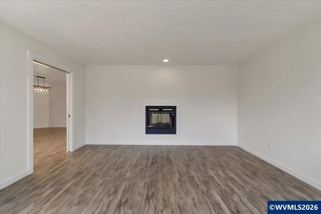 767 Mule Deer St NW, Salem, OR 97304