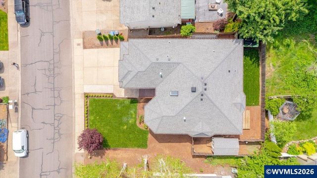 767 Mule Deer St NW, Salem, OR 97304