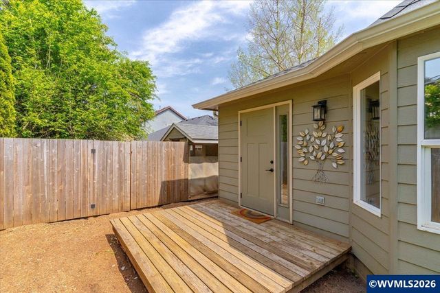 767 Mule Deer St NW, Salem, OR 97304