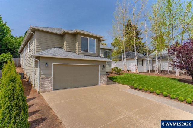 767 Mule Deer St NW, Salem, OR 97304