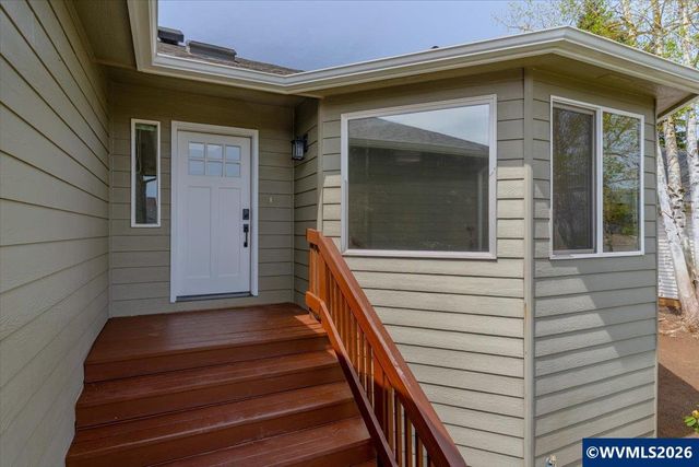 767 Mule Deer St NW, Salem, OR 97304