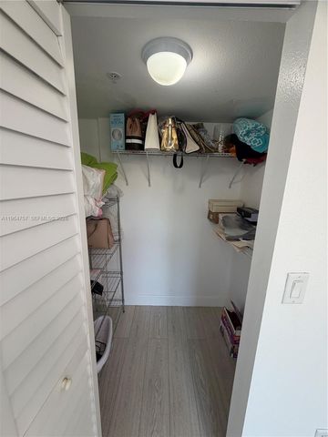 4540 NW 107th Ave 205-11, Doral, FL 33178