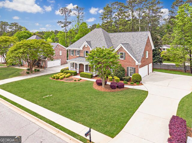 1611 Threepine Place, Lilburn, GA 30047