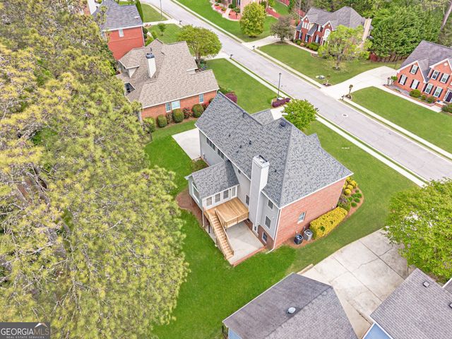 1611 Threepine Place, Lilburn, GA 30047