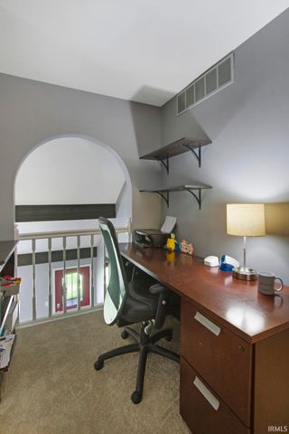 4201 Spring Valley Road, Evansville, IN 47715