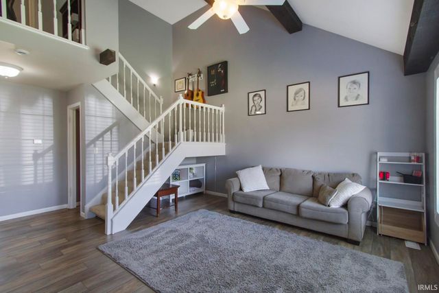 4201 Spring Valley Road, Evansville, IN 47715