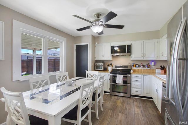 4201 Spring Valley Road, Evansville, IN 47715
